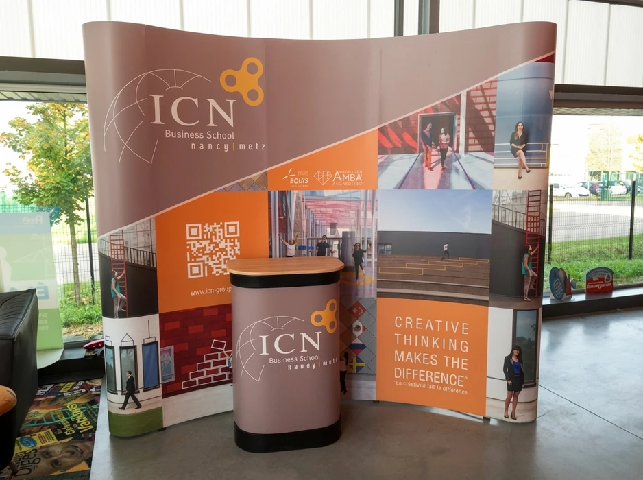 Stand d'exposition professionnel ICN Business School Nancy-Metz, en intérieur